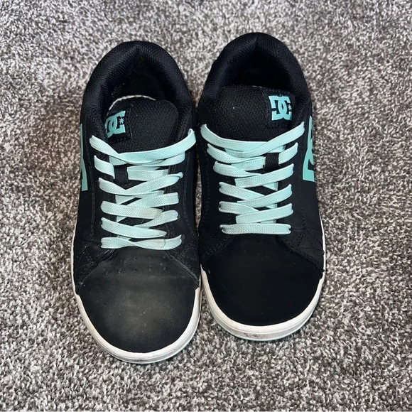 DC Gaveler Casual Low Top Skate Shoes Sneakers Youth Size 3 - Picture 2 of 10